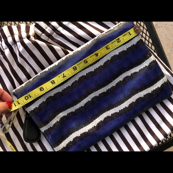 Henri Bendel purse/pouch - Picture 6 of 16